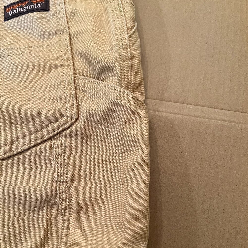 Patagonia Women's Size 12 Utility Shorts - Picture 4 of 5
